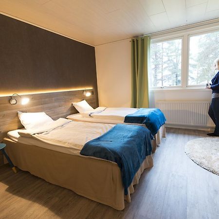 Person Pine Bay Lodge المظهر الخارجي الصورة