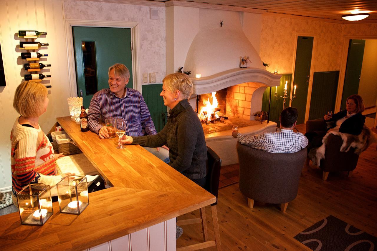 Person Pine Bay Lodge المظهر الخارجي الصورة
